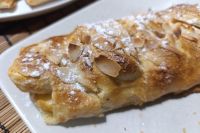 Рулет с айвой