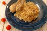 Простой ужин: рис с куриными ножками