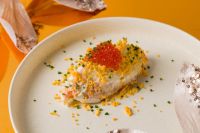 «Мимоза» с лососем горячего копчения