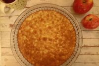 Заливной яблочный пирог