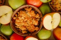 Крамбл сливово-яблочный