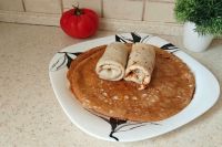 Блинчики с адыгейским сыром и помидором