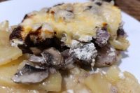 Говядина по-французски с грибами