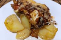 Куриное филе по-французски с персиками